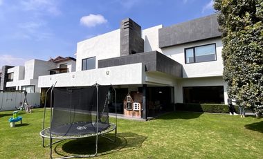 Moderna casa en Rancho San Juan