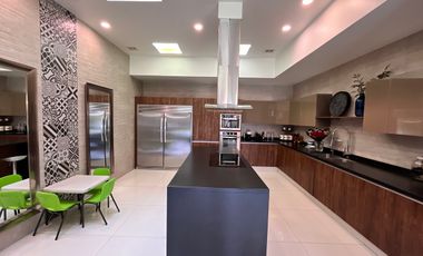 Moderna casa en Rancho San Juan