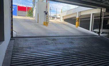 Local Mitras Sur , planta alta