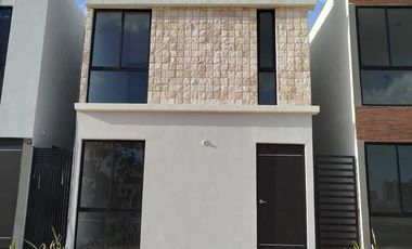 CASA EN VENTA | DIAMANTES II Opichén