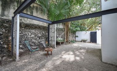 CASA EN VENTA MERIDA, CENTRO LA PLANCHA, IDEAL PARA AIRBNB, ENTREGA INMEDIATA.