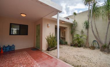 CASA EN VENTA MERIDA, CENTRO LA PLANCHA, IDEAL PARA AIRBNB, ENTREGA INMEDIATA.