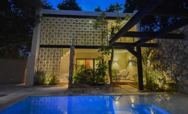 CASA EN VENTA MERIDA, CENTRO LA PLANCHA, IDEAL PARA AIRBNB, ENTREGA INMEDIATA.