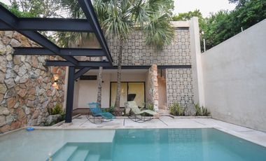 CASA EN VENTA MERIDA, CENTRO LA PLANCHA, IDEAL PARA AIRBNB, ENTREGA INMEDIATA.