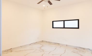 CASA EN VENTA MERIDA, PRIVADA JARDINES DE LA REJOYADA, ENTREGA INMEDIATA.