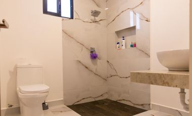 CASA EN VENTA MERIDA, PRIVADA JARDINES DE LA REJOYADA, ENTREGA INMEDIATA.