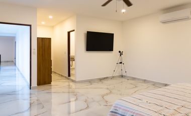 CASA EN VENTA MERIDA, PRIVADA JARDINES DE LA REJOYADA, ENTREGA INMEDIATA.