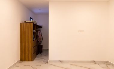 CASA EN VENTA MERIDA, PRIVADA JARDINES DE LA REJOYADA, ENTREGA INMEDIATA.