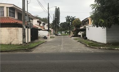 VENTA DE TERRENO EN SANTA ELENA PARQUE LEFEVRE