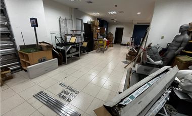 PLAZA EDISON / TUMBA MUERTO / 306M / 2 NIVELES / VACIO / SOBRE VIA