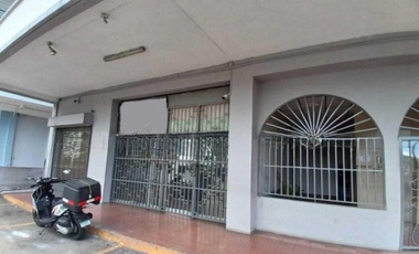 LOCAL COMERCIAL EN VIA ESPAÑA  232M2 PLANTA BAJA