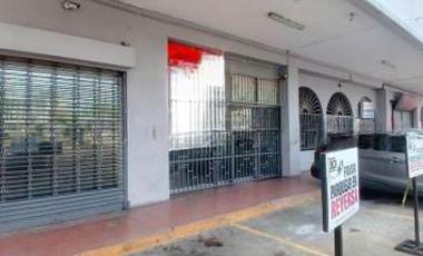 LOCAL COMERCIAL EN VIA ESPAÑA  232M2 PLANTA BAJA