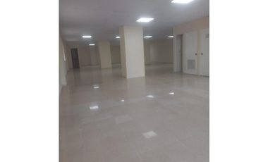 LOCAL COMERCIAL EN VIA ESPAÑA  232M2 PLANTA BAJA