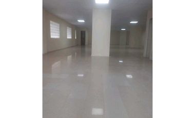 LOCAL COMERCIAL EN VIA ESPAÑA  232M2 PLANTA BAJA