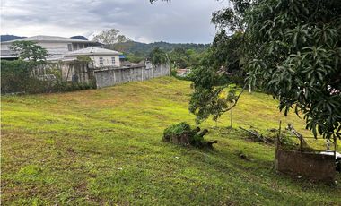 VILLA ZAITA / 2100M / SEMI PLANO / SOBRE VIA / IDEAL PARA INVERSION