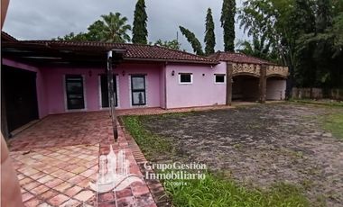 Venta Casa Reposeida en Aserrio Gariche