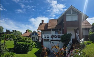 Casa en Venta - A metros del Mar - Calidad de Construcción