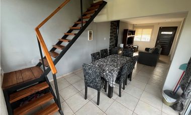 Chalet 4 amb. A estrenar