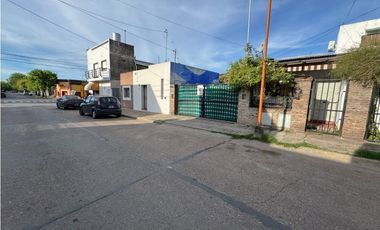 Vendo Casa con Galpón en Concepción del Uruguay, Entre Ríos