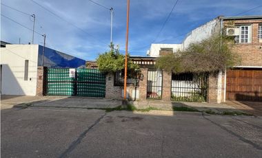 Vendo Casa con Galpón en Concepción del Uruguay, Entre Ríos