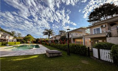ALQUILER EN PINAMAR TEMPORADA 2026! TRIPLEX EN DE LAS HESPÉRIDES 1693