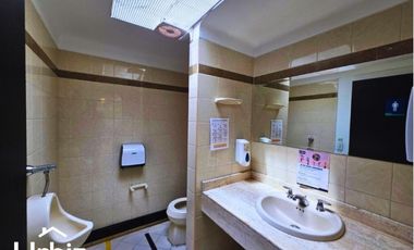 Venta Casa Comercial de 520 m² en La Castellana (Inversión)