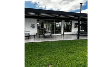 Casa campestre en unidad cerrada
