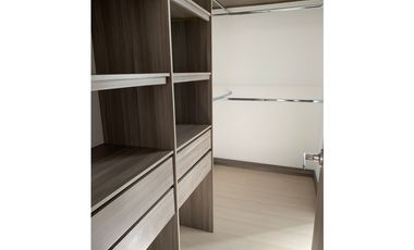 APARTAESTUDIO EN ARRIENDO SECTOR ESMERALDAL - ENVIGADO