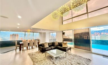 Penthouse Amoblado en Arriendo en El Poblado