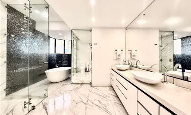 Penthouse Amoblado en Arriendo en El Poblado