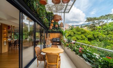 Apartamento Amoblado en Arriendo en El Poblado sector Los Balsos
