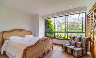 Apartamento Amoblado en Arriendo en El Poblado sector Los Balsos