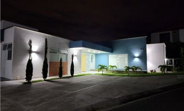 VENTA DE HERMOSA CASA CAMPESTRE SECTOR LA CASONA VIA ARMENIA-PEREIRA