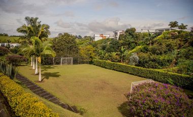 VENTA DE HERMOSA CASA CAMPESTRE SECTOR LA CASONA VIA ARMENIA-PEREIRA
