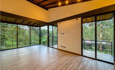 CASA CAMPESTRE MODERNA PARA ESTRENAR EN EL RETIRO