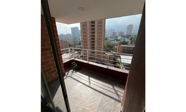 Apartamento ubicado en prados de sabaneta (Tres Esquinas)