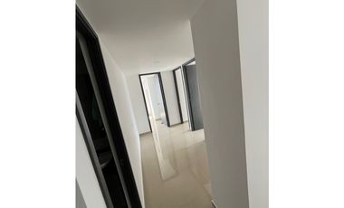 Apartamento ubicado en prados de sabaneta (Tres Esquinas)