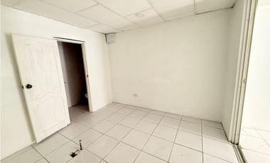 La Alborada, De Oportunidad Local  Comercial en Renta, 48m2