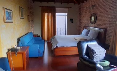 Vendo Casa en Sabaneta zona colegio el Carmelo (S)