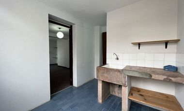 Se Vende Departamento Triplex en Chorrillos con 2 estacionamientos