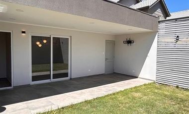 Casa en Arriendo en CONDOMINIO LOS COIHUES