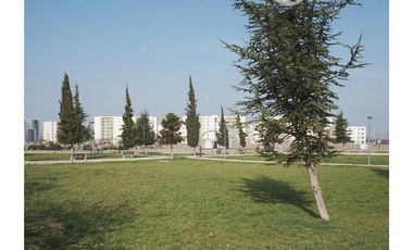 Departamento en Venta en Condominio dentro del Parque Bicentenario de Cerrillos