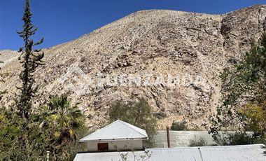 Casa en Venta en Paihuano