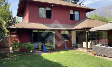 Casa en Arriendo en El Valle y Consistorial