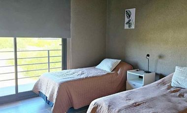 VENTA CASA SENDEROS IV COSTA ESMERALDA 5 AMBIENTES