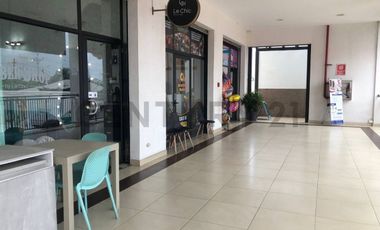 Local Comercial de Alquiler en Plaza Sunset P.cev