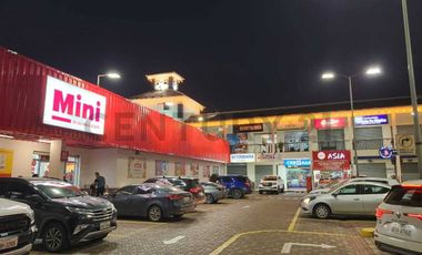 Local Comercial de Alquiler en Plaza Sunset P.cev