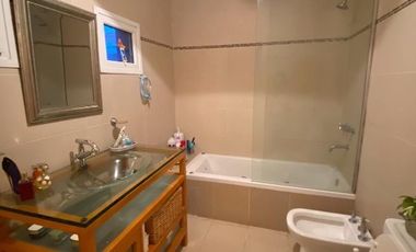 Casa en alquiler en Club de Campo Abril