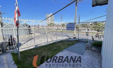 AMPLIO CENTRO MÉDICO Y DENTAL