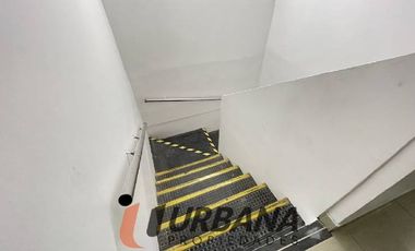 AMPLIO CENTRO MÉDICO Y DENTAL